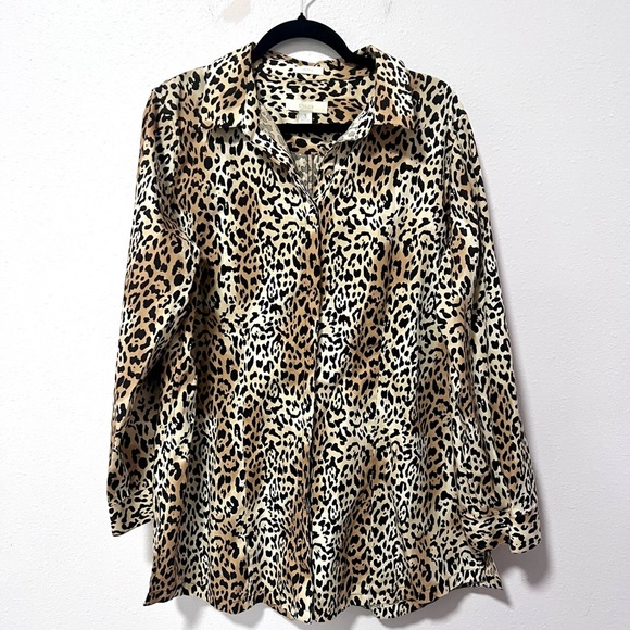 Chico's no iron leopard print Button Down Shirttail blouse  16/18-XL - Picture 3 of 10